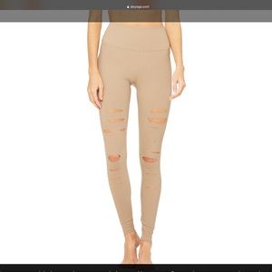 COPY - Alo Yoga Cut out Leggings M
